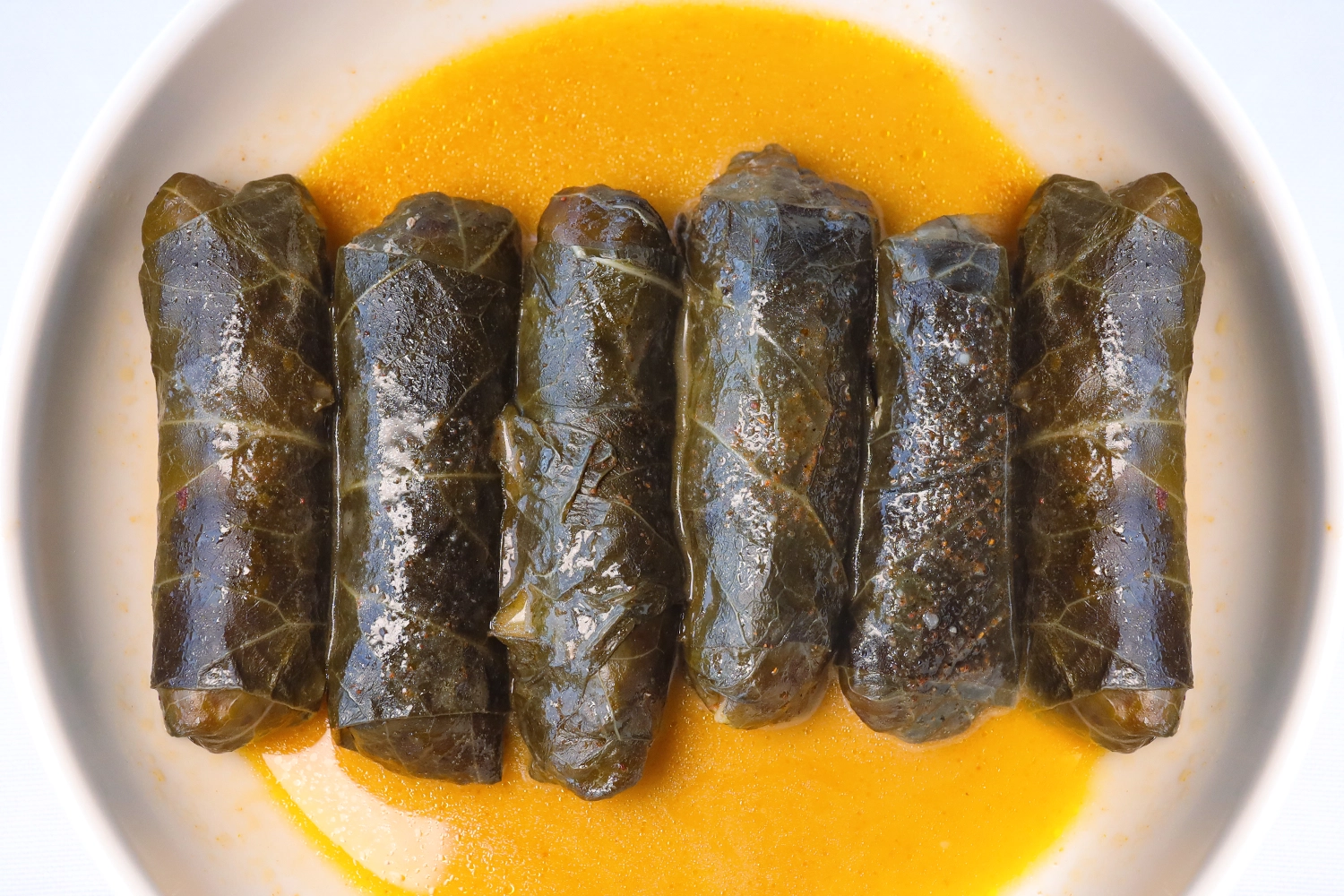ETLİ KARA LAHANA SARMASI